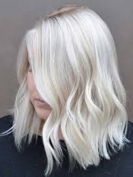 platin-sarısı-saç-modeli