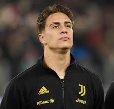 KENAN YILDIZ SAÇ MODELİ