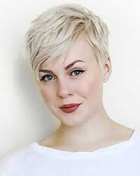 ALİNE SAÇ KESİMİ